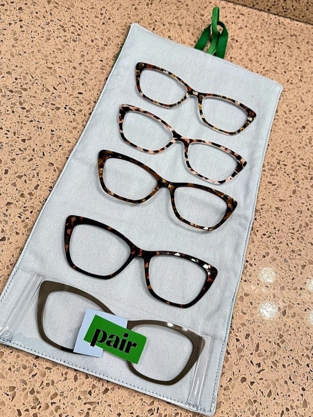 Pair Eyewear Multi-Pair Top Frames Wall Hanger Storage